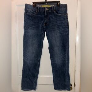 Lee Extreme Motion Straight Fit Men’s Dark Blue Jeans